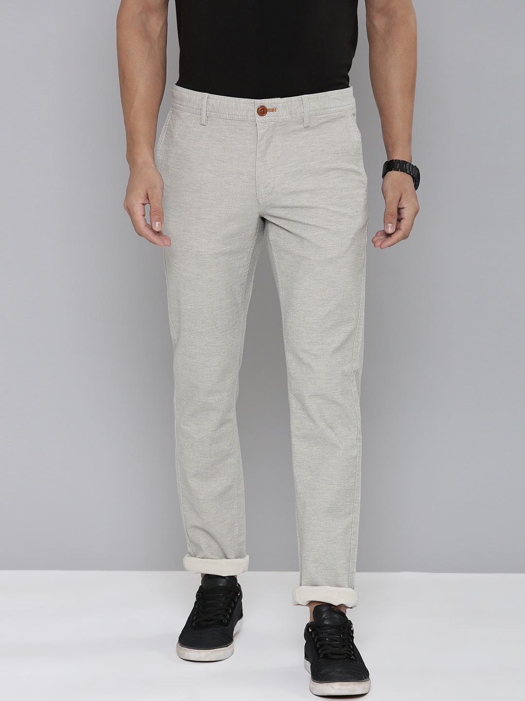 

Indian Terrain Men Pure Cotton Solid Brooklyn Slim Fit Casual Trousers, Grey