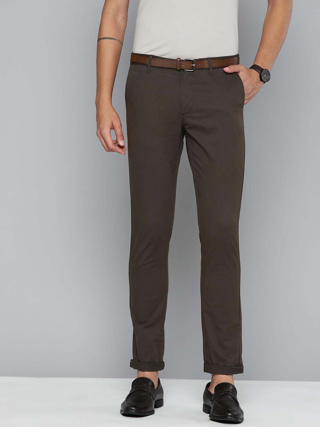 

Indian Terrain Men Brooklyn Slim Fit Formal Trousers with a Belt, Brown