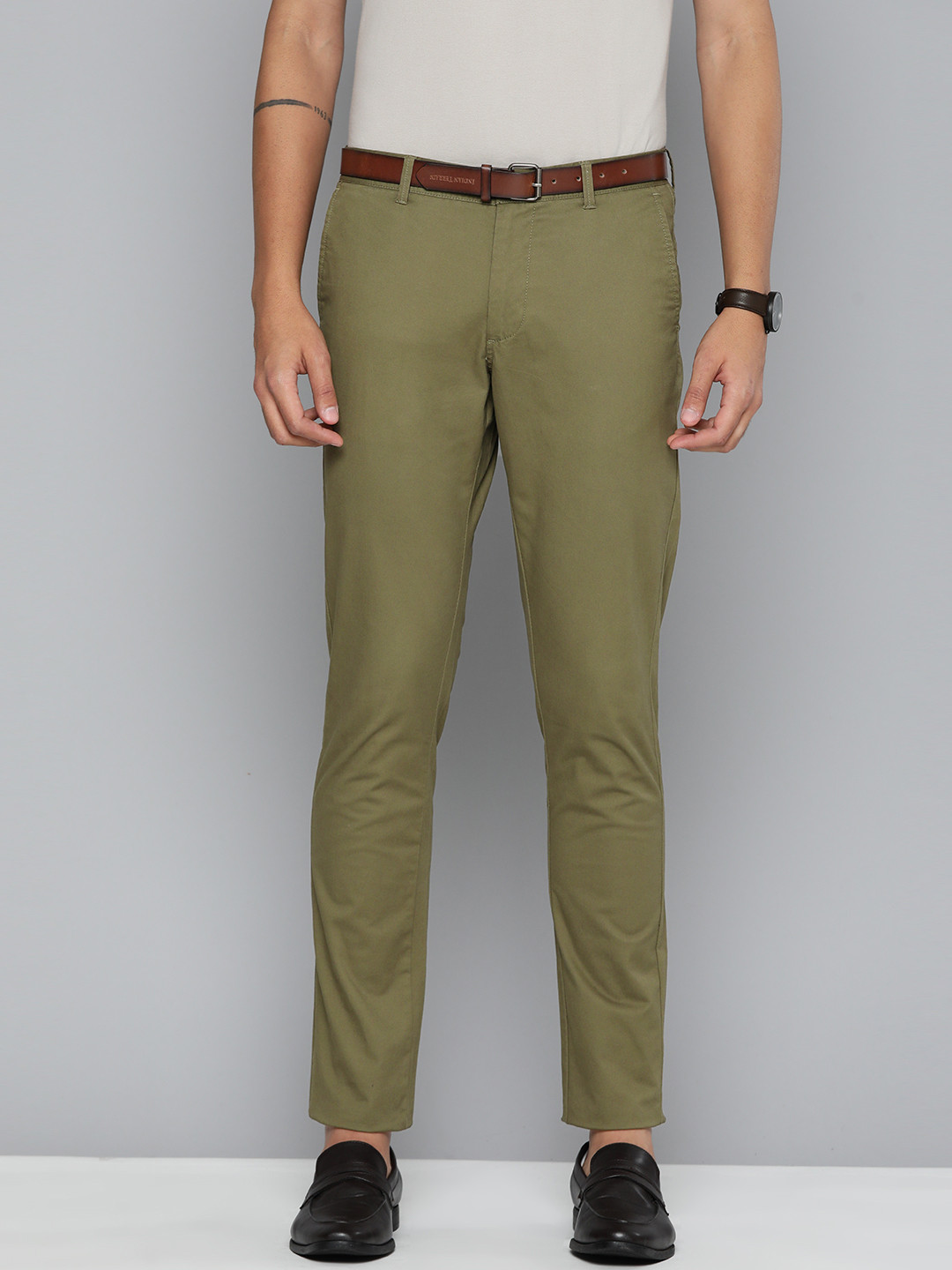 

Indian Terrain Men Brooklyn Slim Fit Formal Trousers with a Belt, Olive