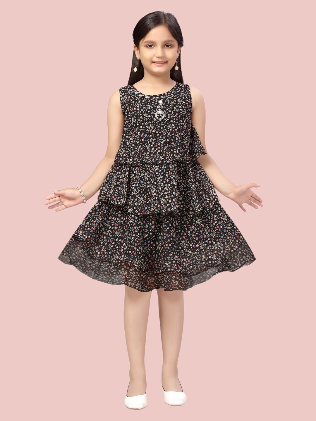 

Aarika Girls Black Floral Layered Georgette Dress