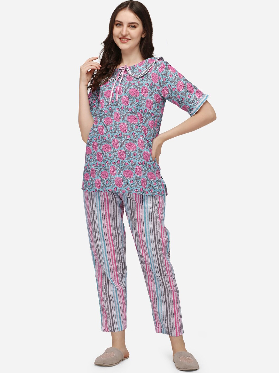 

MESMORA FASHION Women Blue & Pink Printed Pure Cotton Night suit