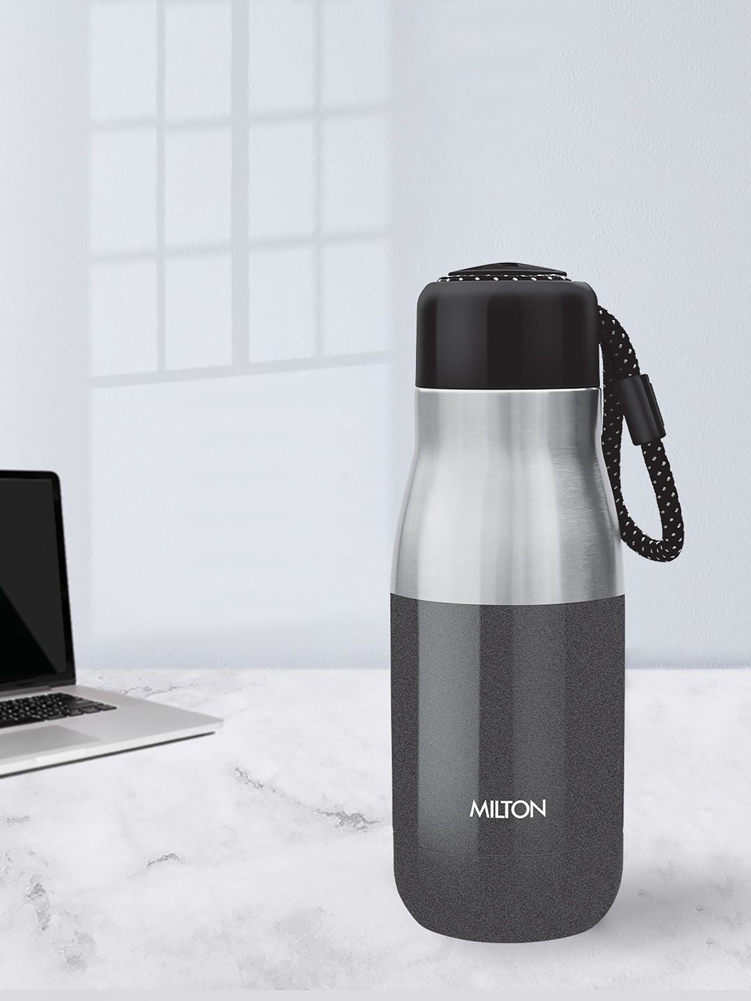 

Milton Black Eminent 400 Thermosteel Hot & Cold Water Bottle 369 ml