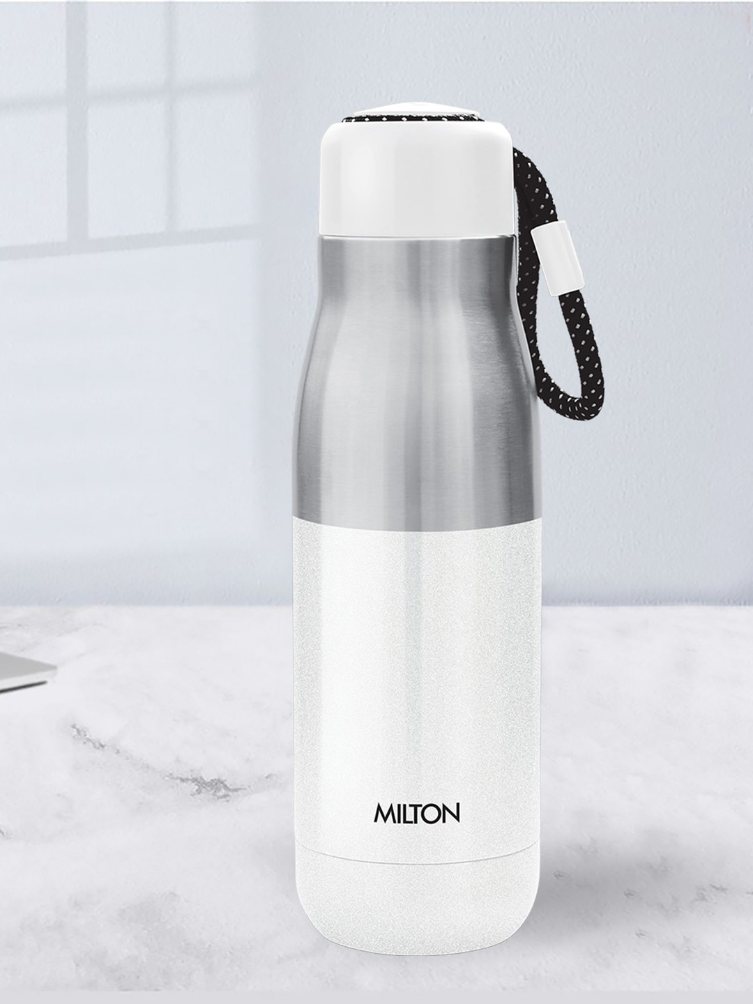 

Milton White Eminent 600 Hot and Cold Thermosteel Water Bottle 517 ml