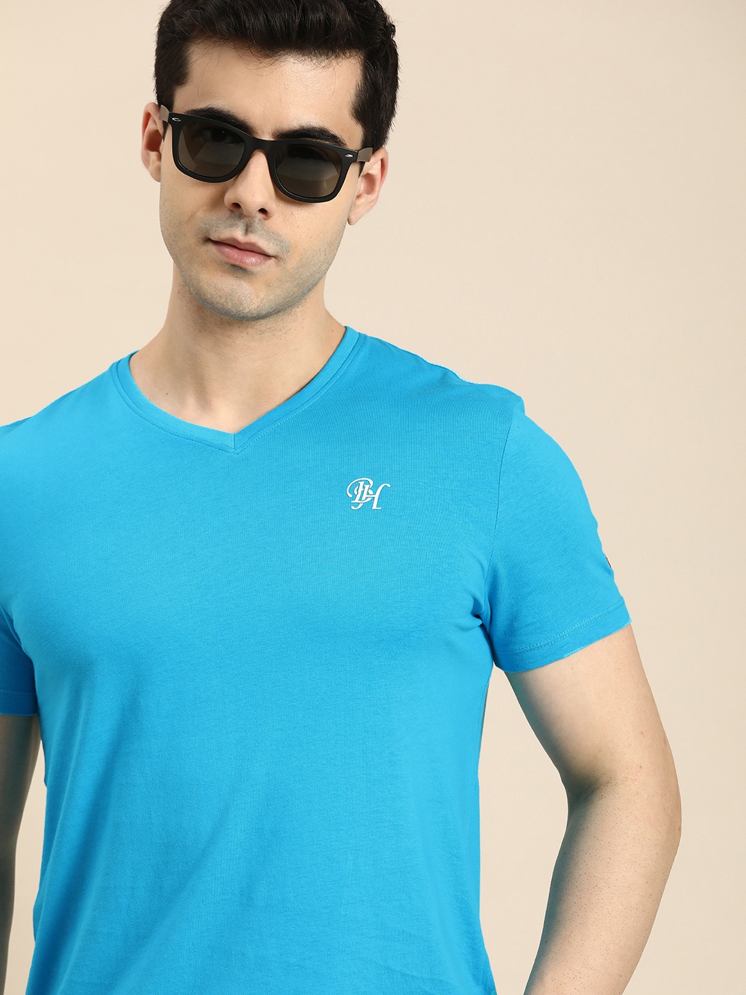 

Being Human Men Typography Detail V-Neck Pure Cotton T-shirt, Blue
