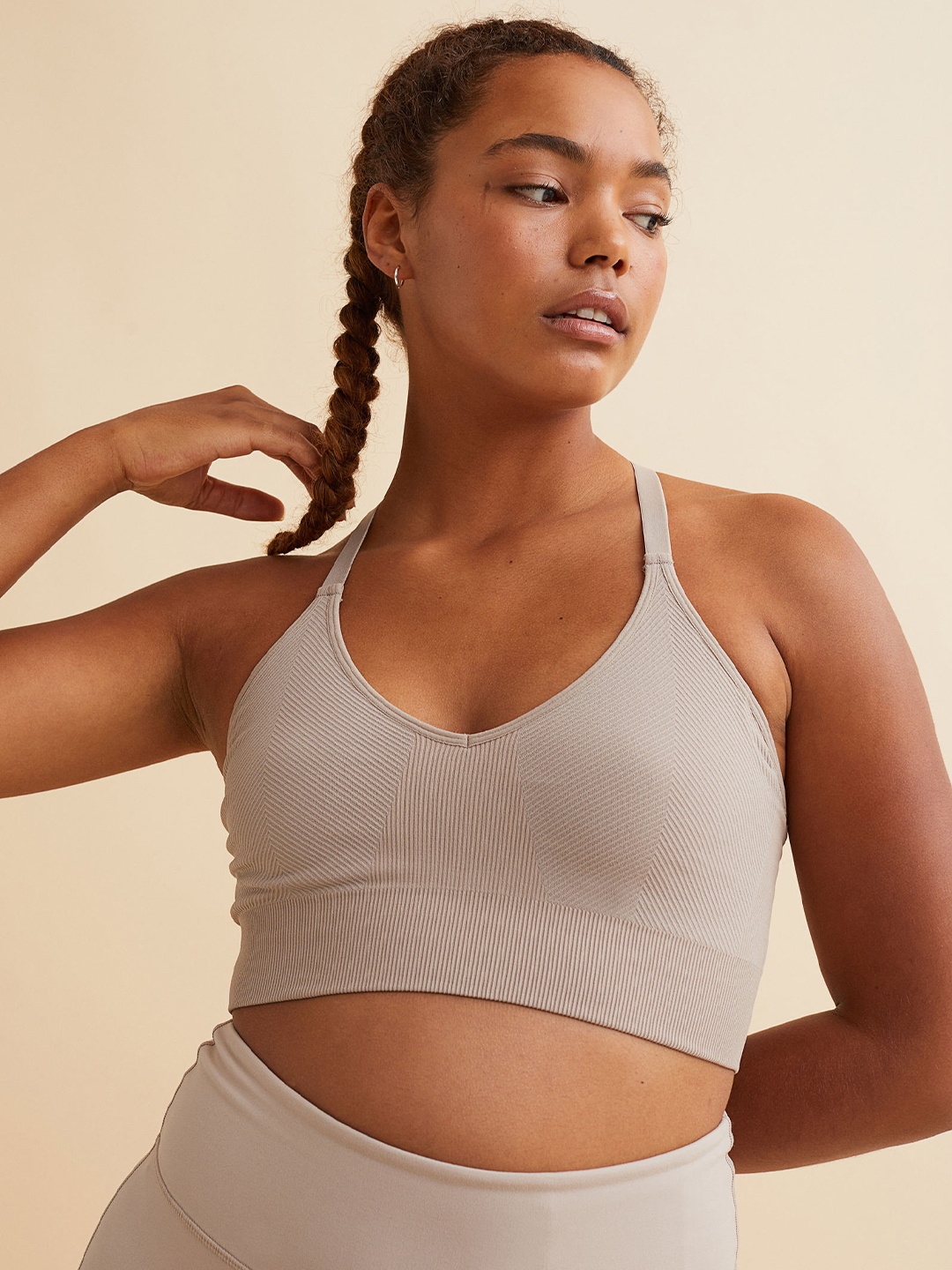 

H&M Women Beige Medium Support Sports Bra In DryMove