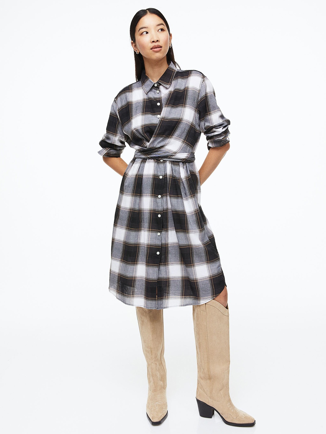 

H&M MAMA Black & White Wrap Nursing Dress