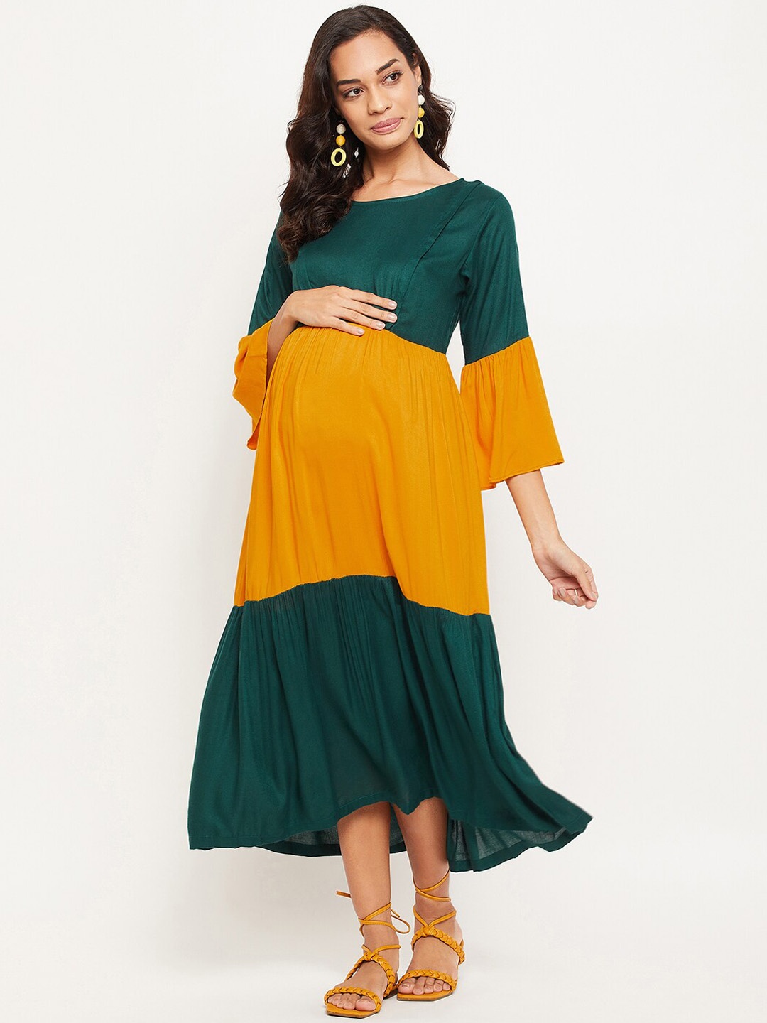

NABIA Maternity Women Green & Yellow Colourblocked Midi Dress