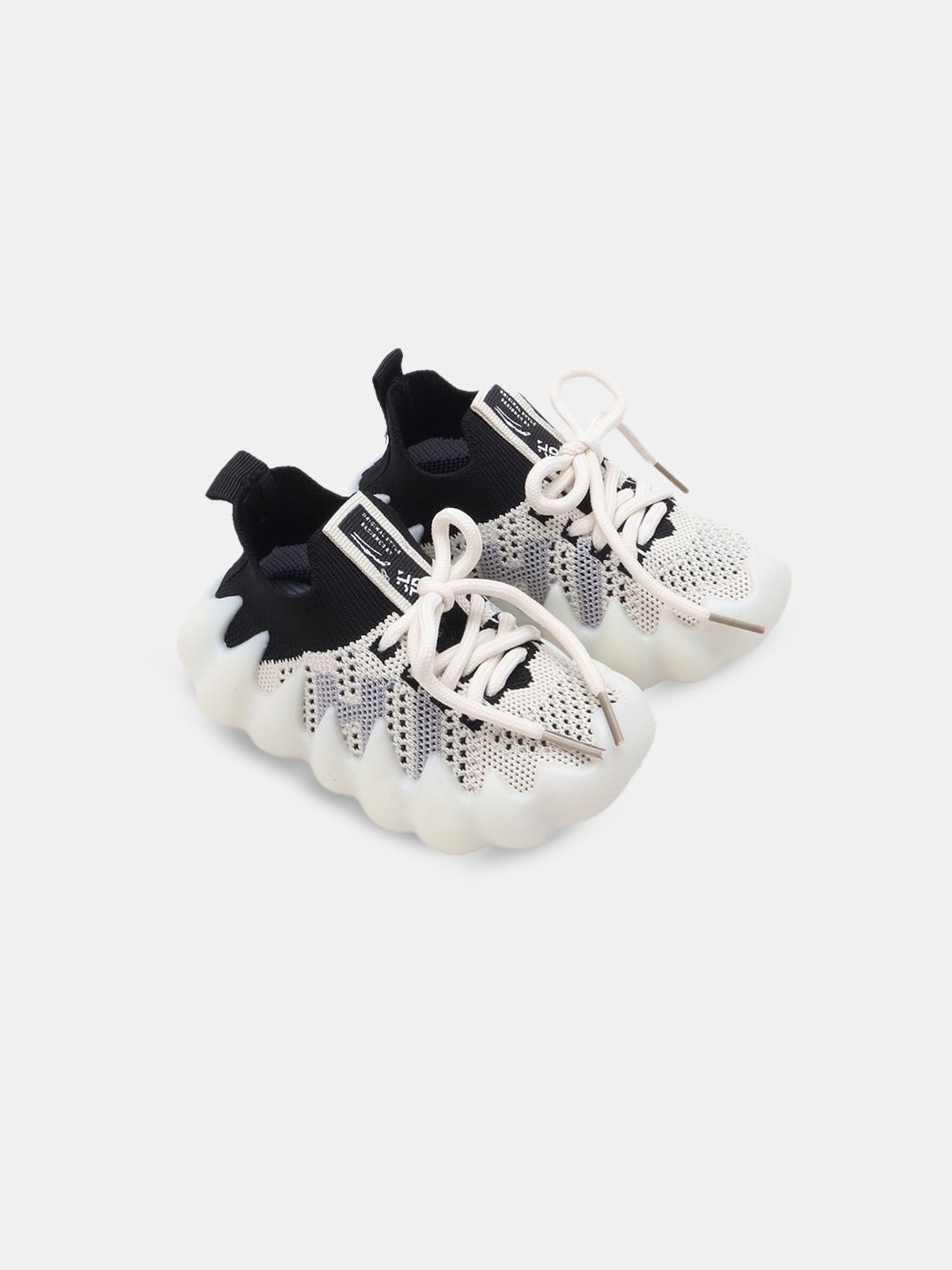

Hopscotch Boys Grey Woven Design Sneakers