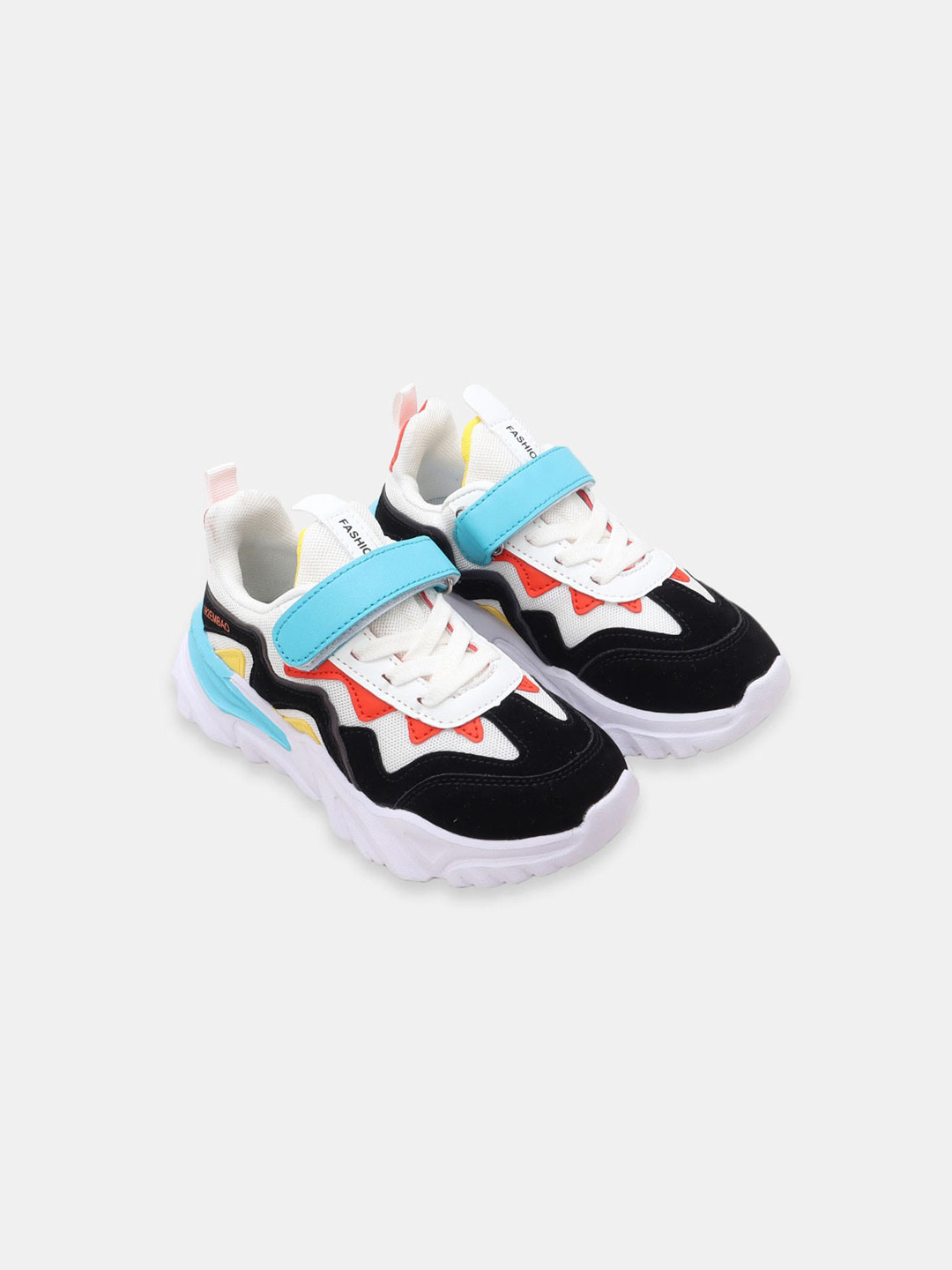 

Hopscotch Boys Black Colourblocked Sneakers