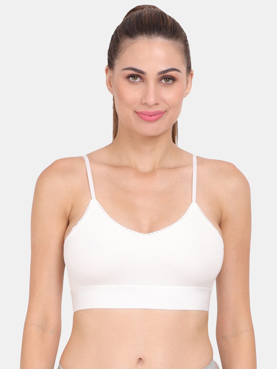 

Amour Secret White Lightly Padded Dry Fit Sports Bra
