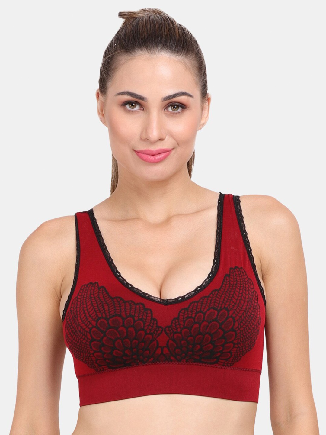 

Amour Secret Red & Black Graphic Lightly Padded Dry Fit Sports Bra