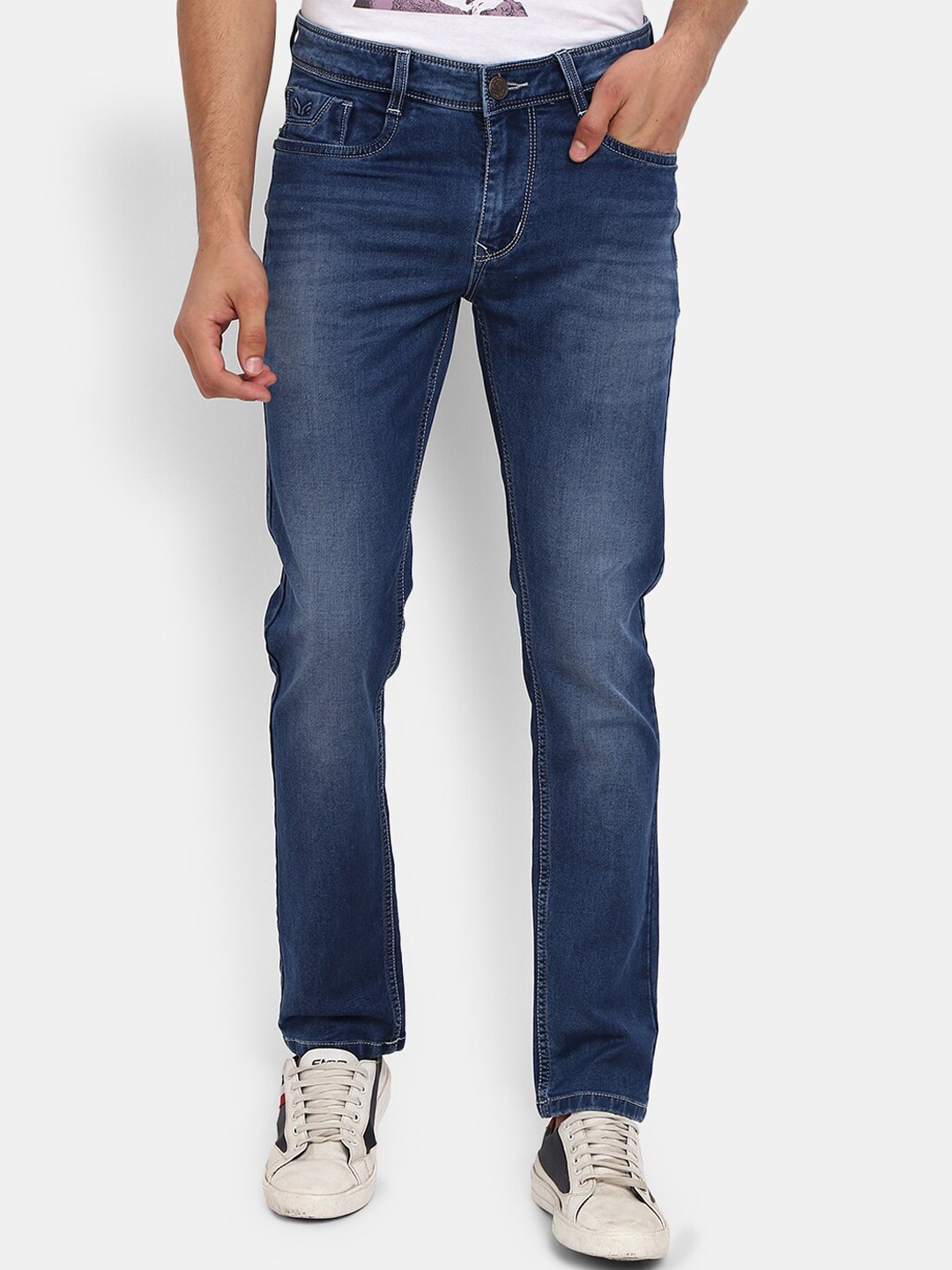 

V-Mart Men Blue Classic Slim Fit Light Fade Cotton Jeans