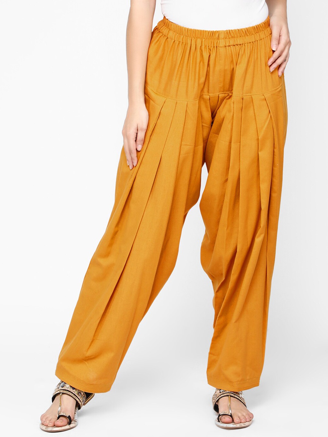 

Molcha Women Yellow Solid Pure Cotton Loose-Fit Salwar