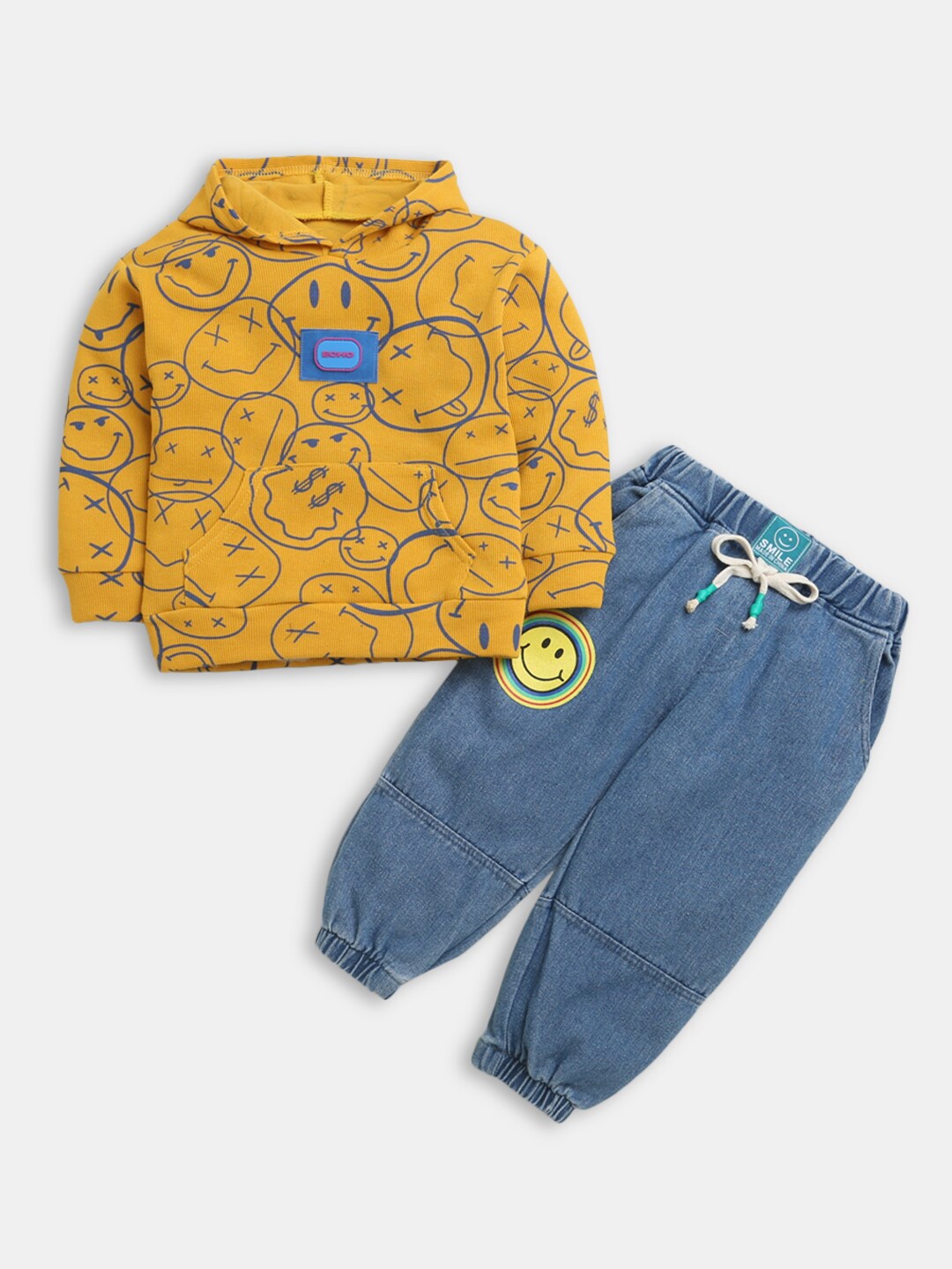 

Hopscotch Boys Beige Printed T-shirt With Trousers