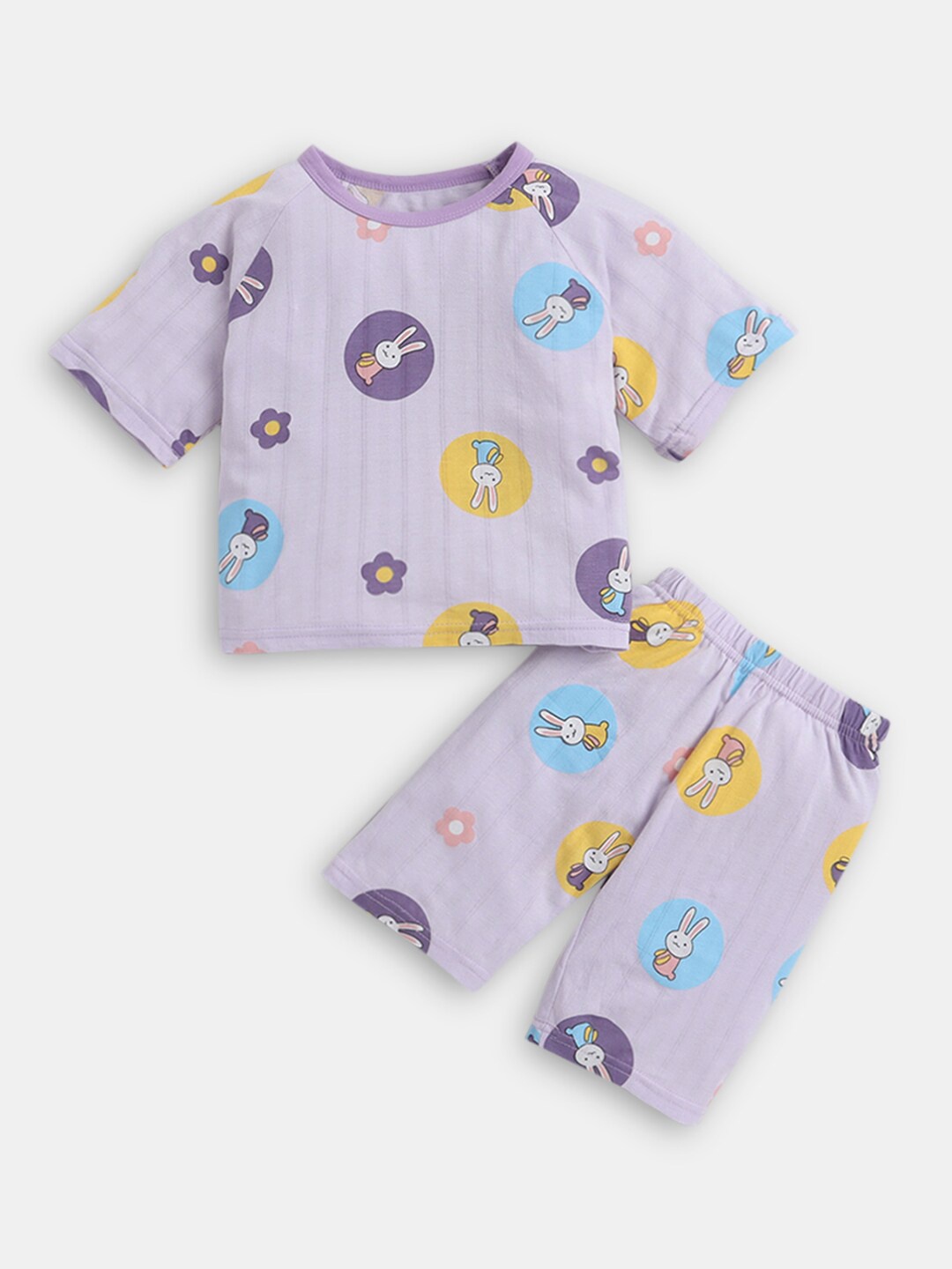 

Hopscotch Girls Purple & Yellow Printed T-shirt With Shorts