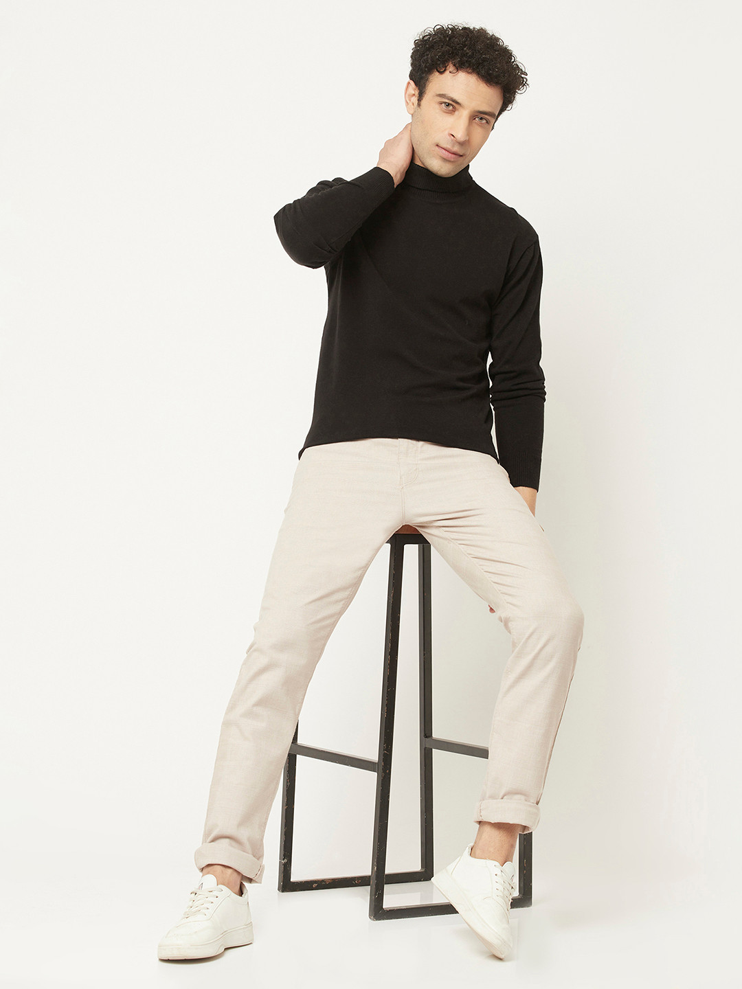 

Crimsoune Club Men Black Solid Turtle Neck Pullover