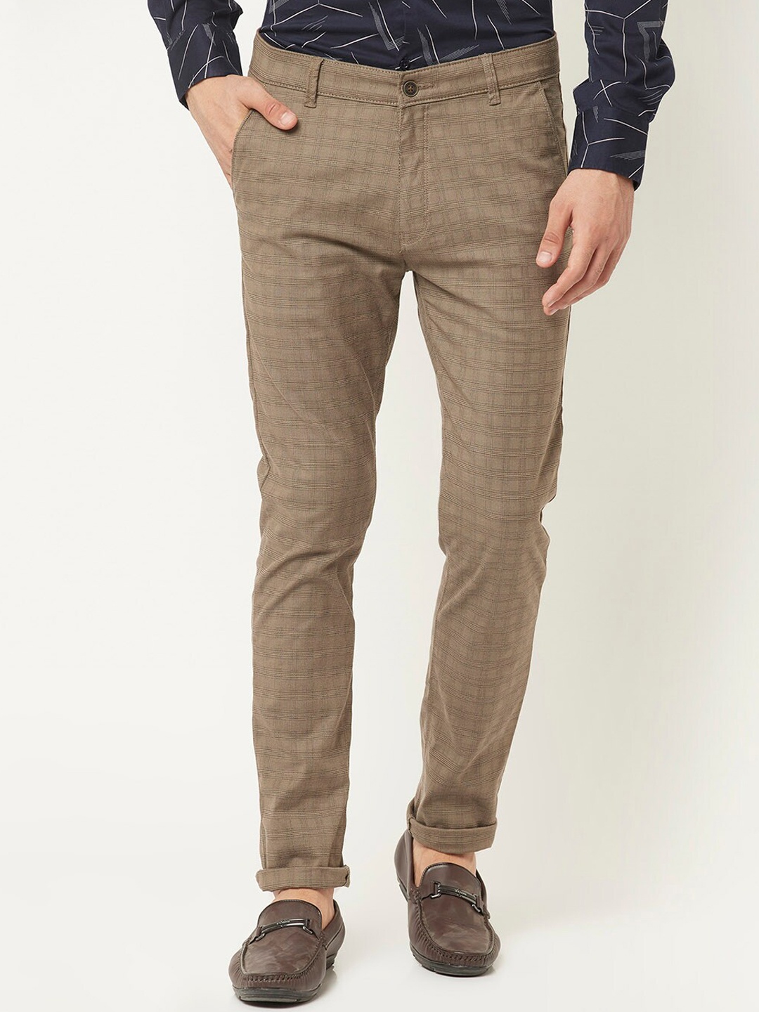 

Crimsoune Club Men Brown Checked Urban Slim Fit Trousers