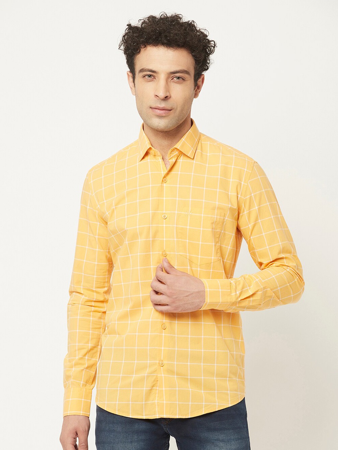 

Crimsoune Club Men Yellow Slim Fit Checked Casual Cotton Shirt