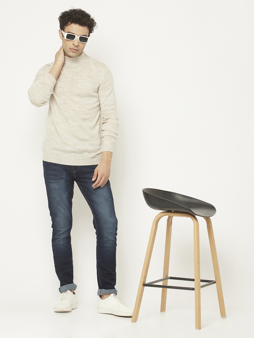 

Crimsoune Club Men Off White Solid Turtle Neck Pullover