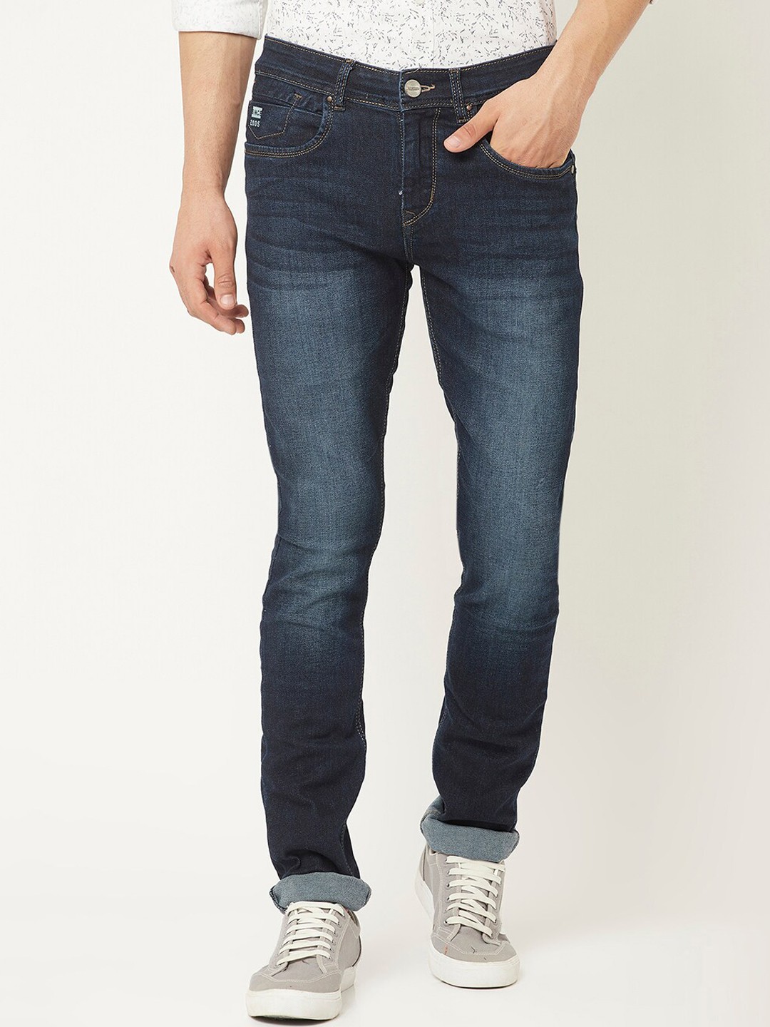 

Crimsoune Club Men Navy Blue Light Fade Slim Fit Jeans