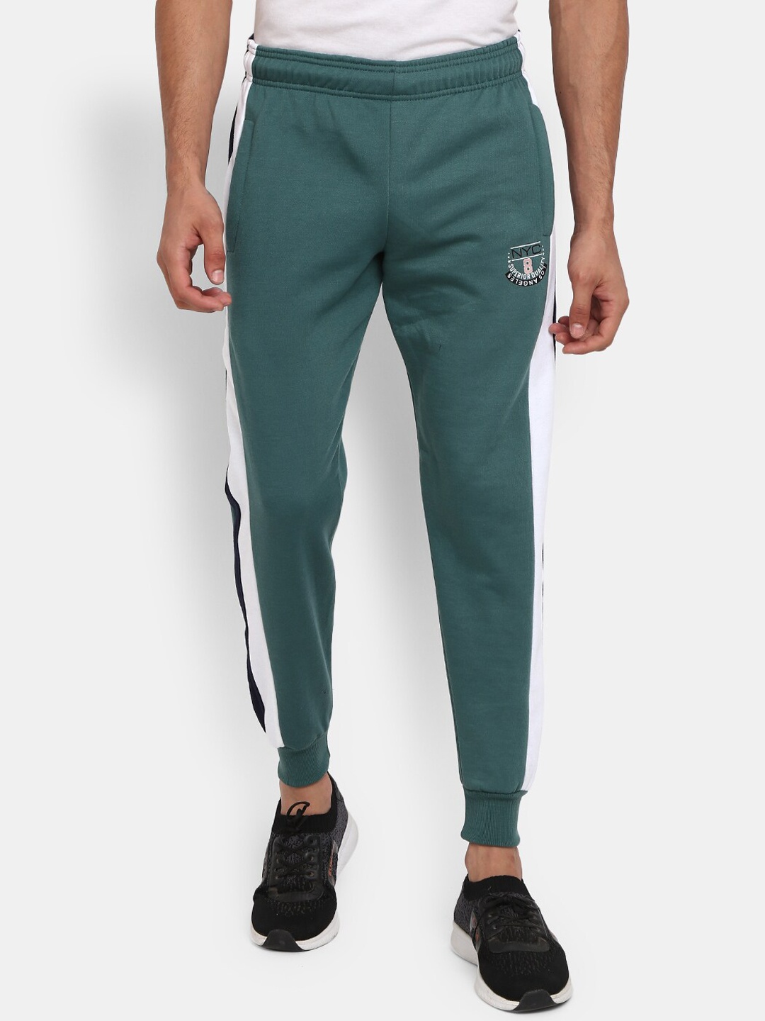 

V-Mart Men Green Solid Regular Fit Track Pants