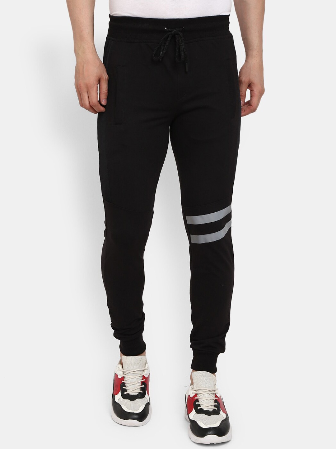 

V-Mart Men Black Solid Cotton Joggers