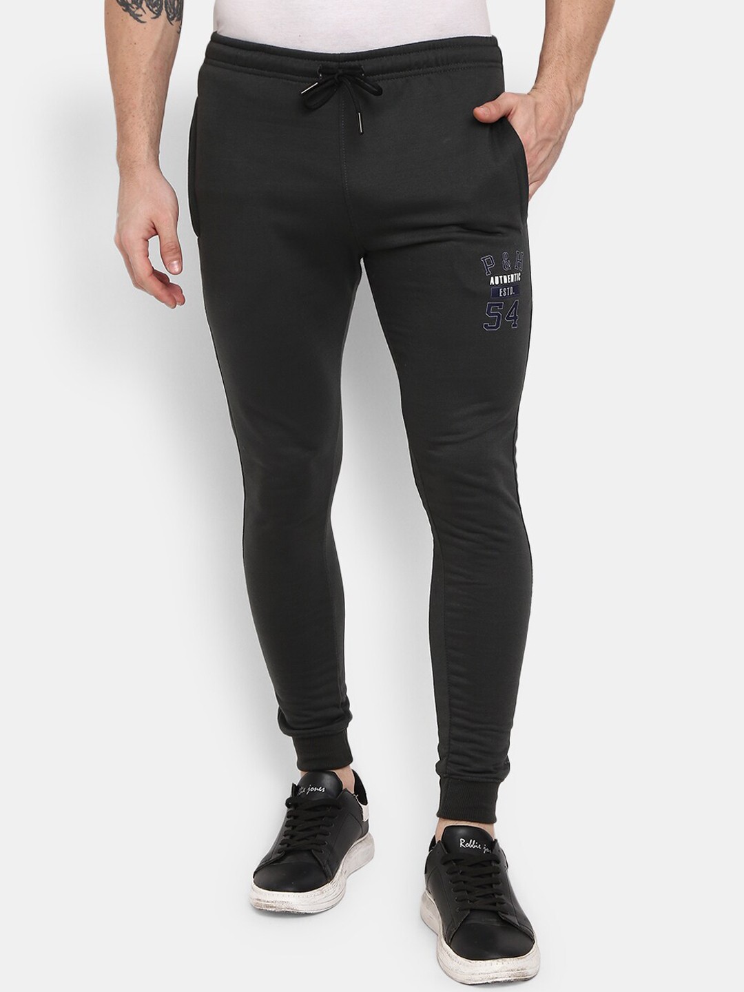 

V-Mart Men Grey Solid Regular Fit Joggers