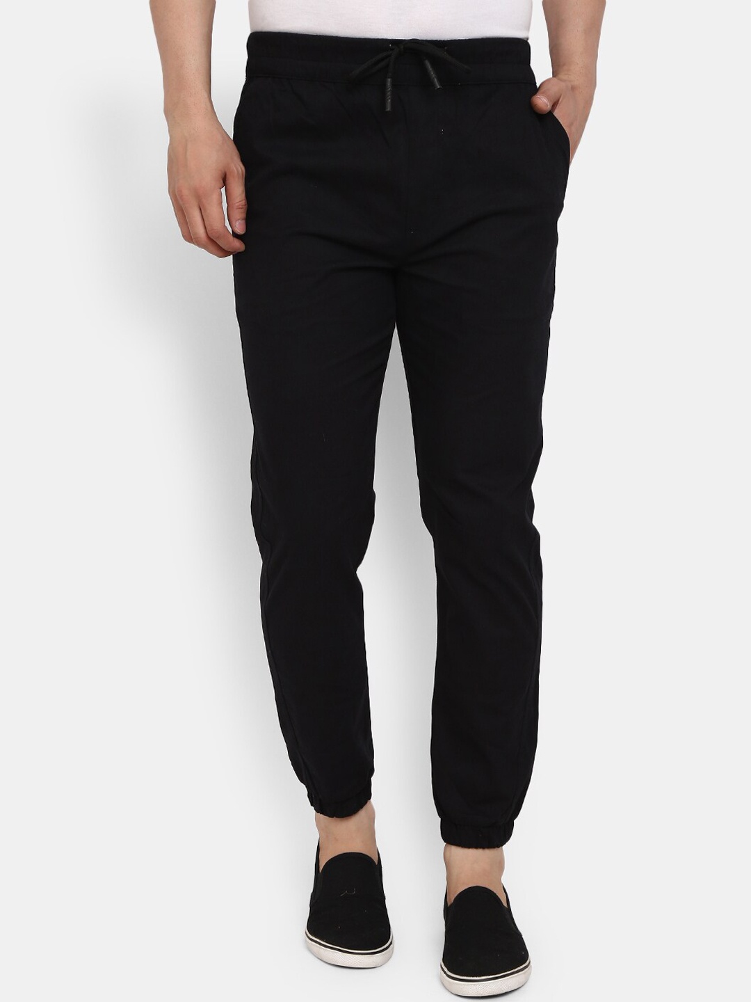 

V-Mart Men Black Solid Regular Fit Track Pant