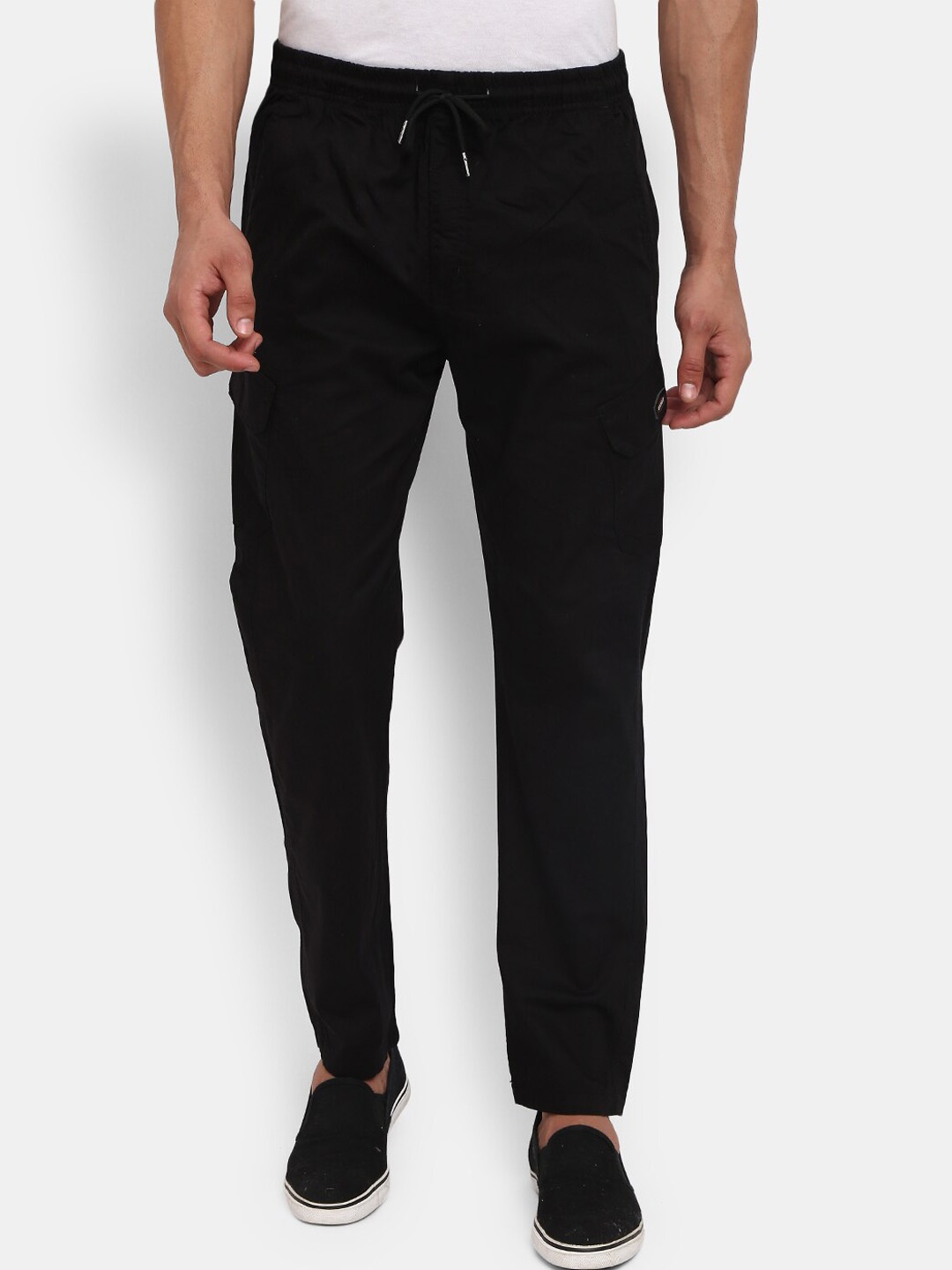 

V-Mart Men Black Solid Regular Fit Track Pant