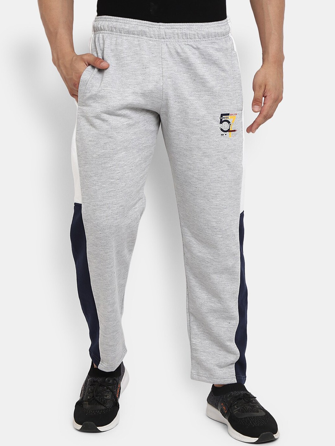 

V-Mart Men Grey & White Colorblocked Track Pant