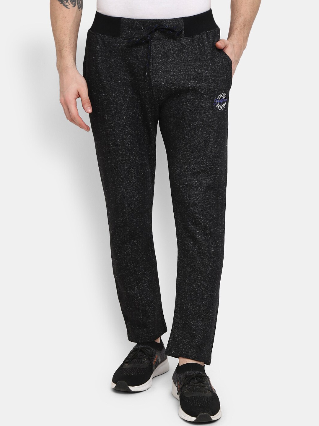 

V-Mart Men Black Solid Track Pant
