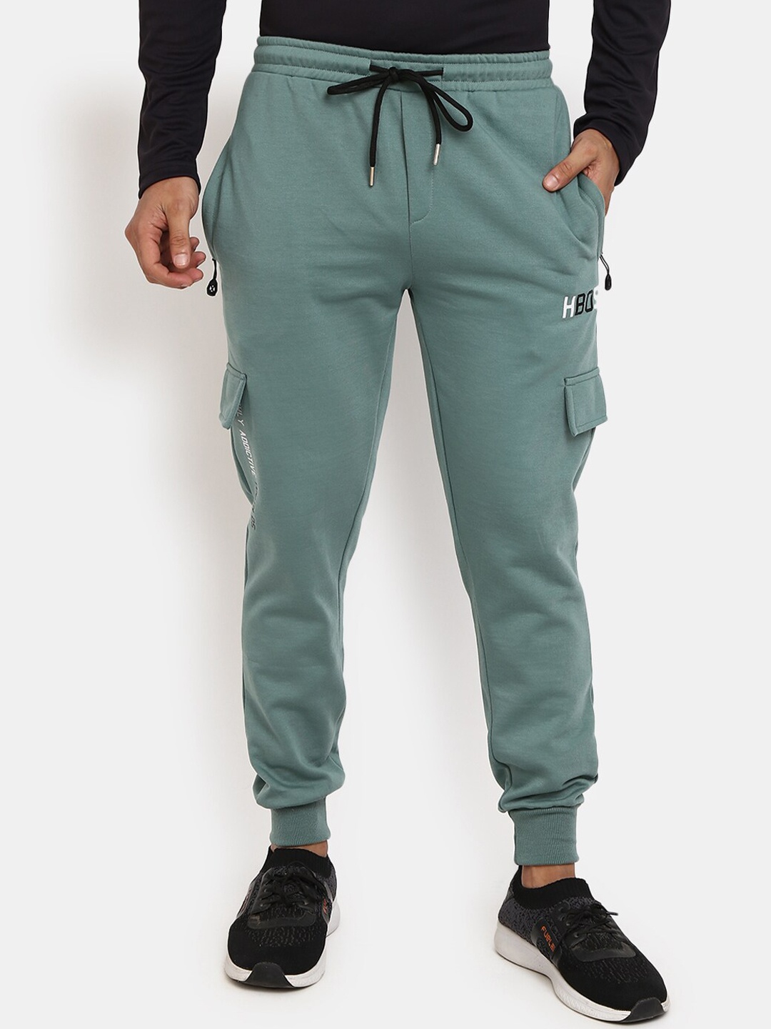 

V-Mart Men Sea Green Solid Track Pant