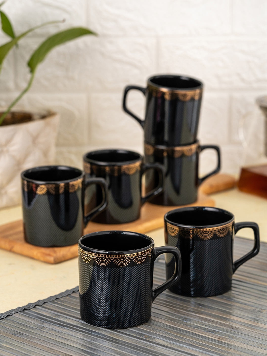 

CLAY CRAFT Fine Ceramic Gold Printed Premium 6 Pieces Handcrafted Tea Cups (180Ml Each), Black