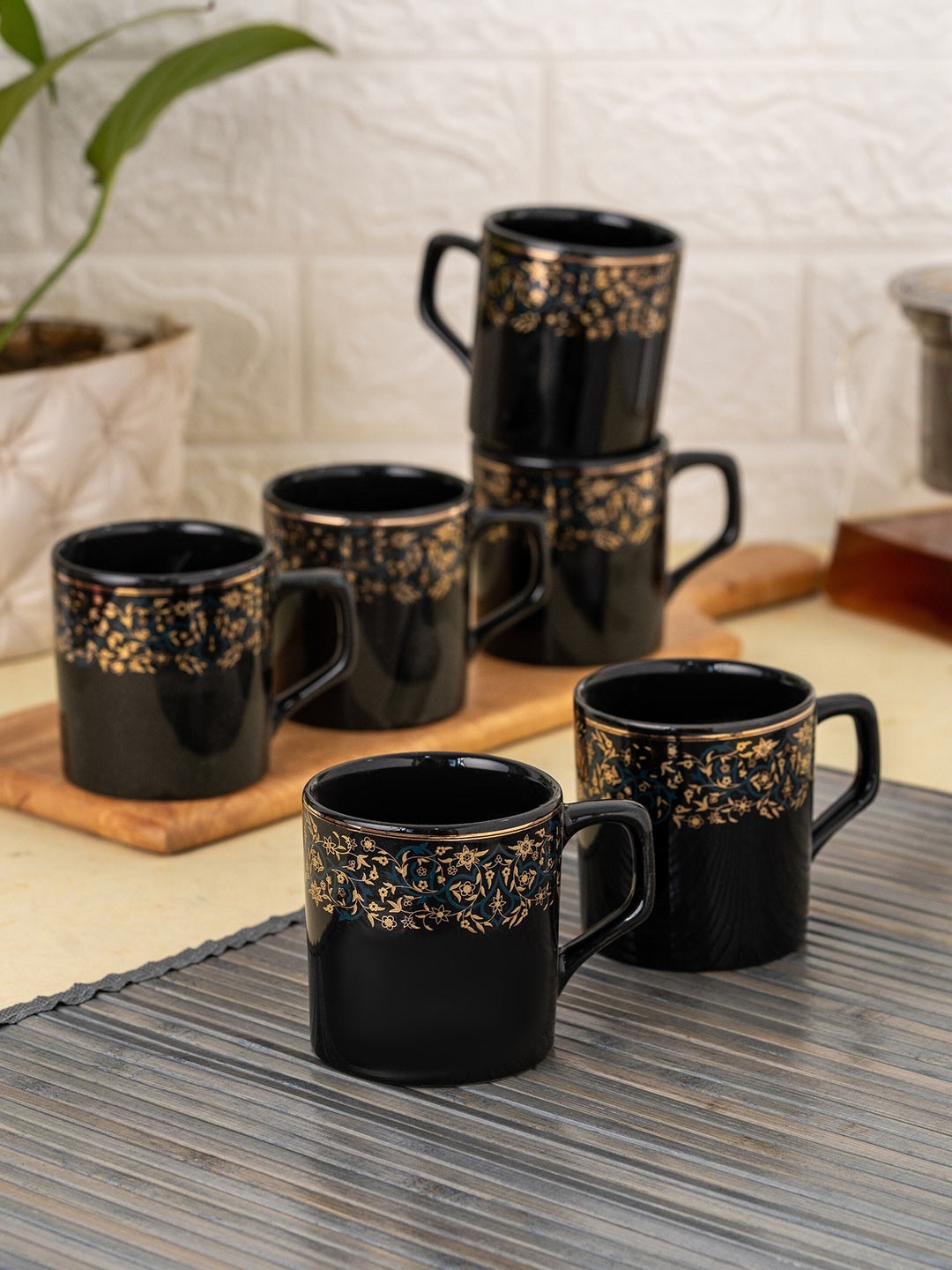 

CLAY CRAFT Black & Gold Toned 6 Pieces Floral Printed Ceramic Tea Cups 180ml