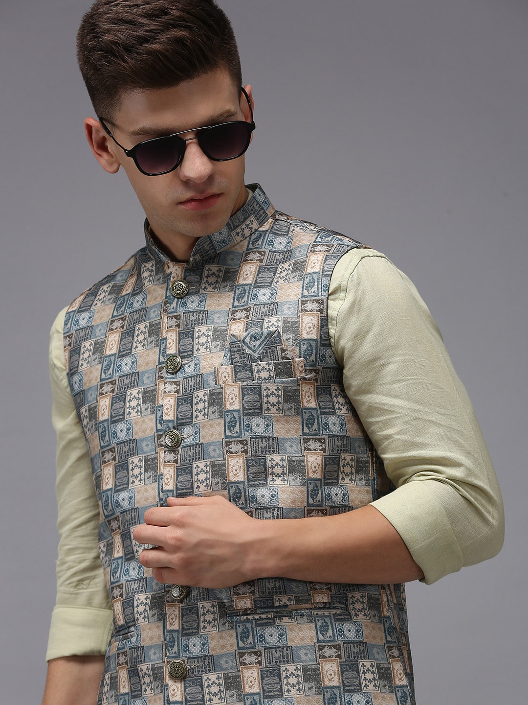 

SHOWOFF Men Grey Printed Nehru Jackets
