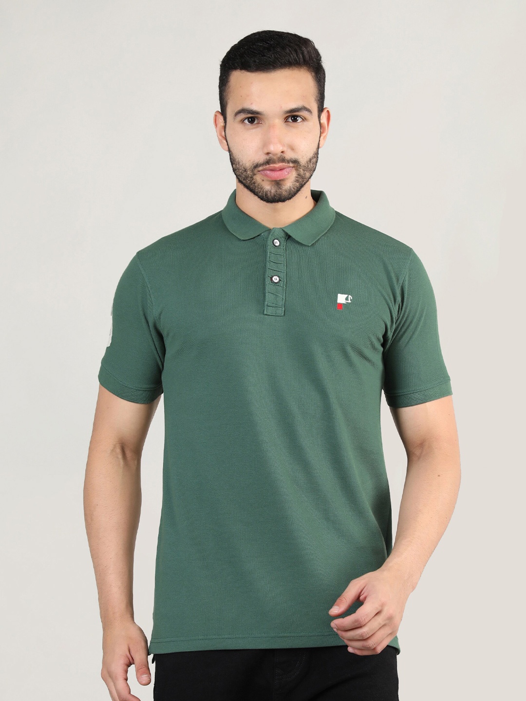 

PORTBLAIR Men Green Polo Collar Slim Fit T-shirt