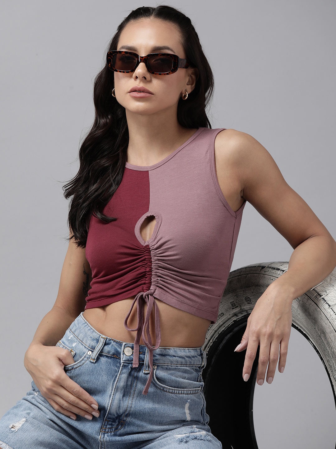 

The Roadster Lifestyle Co. Pure Cotton Colourblocked Ruched Detail Fitted Crop Top, Mauve