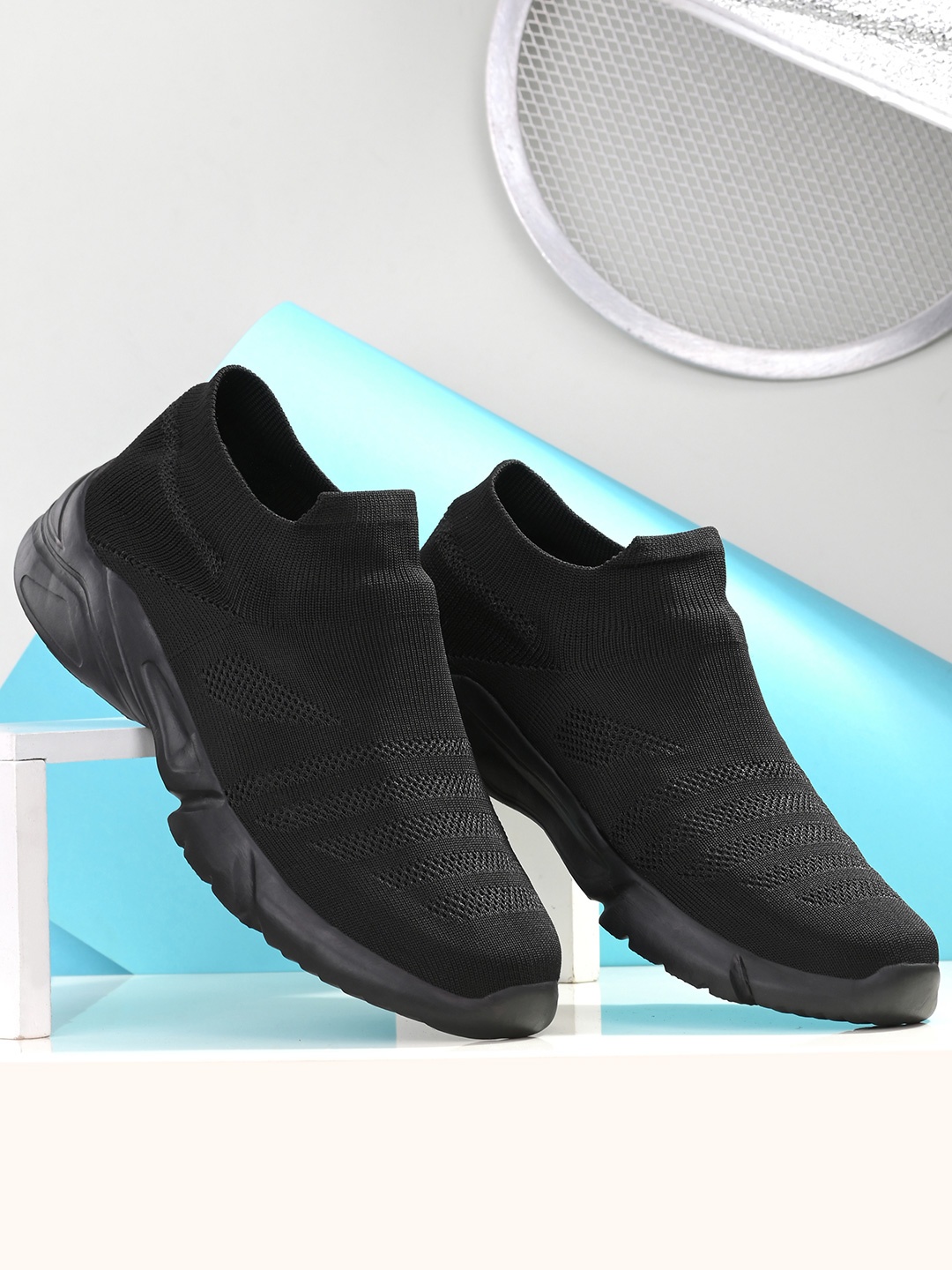 

MENGLER Men Black Woven Design Slip-On Sneakers