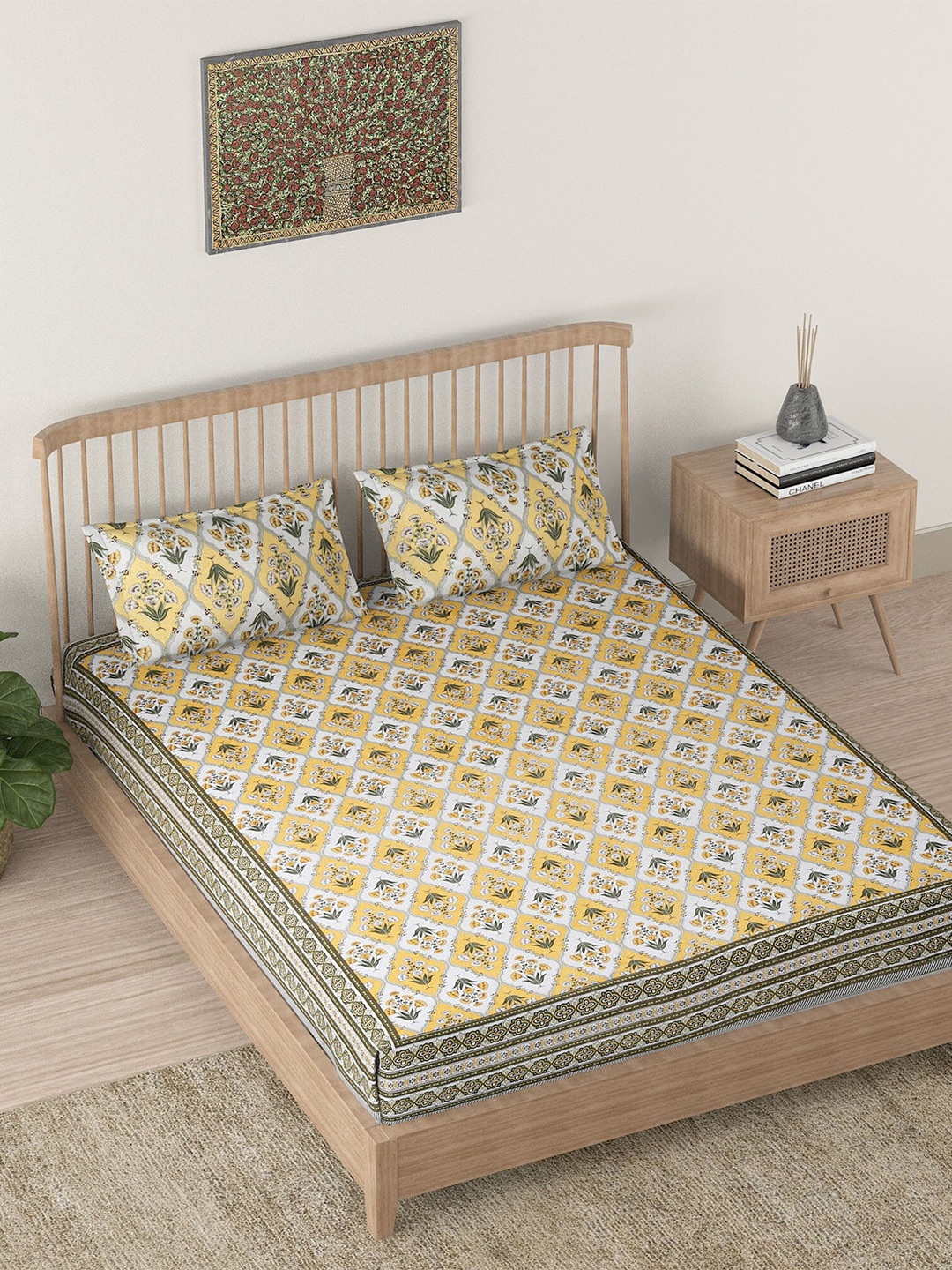 

EK BY EKTA KAPOOR Yellow 120 TC King Size Cotton Bedsheet With 2 Pillow Covers
