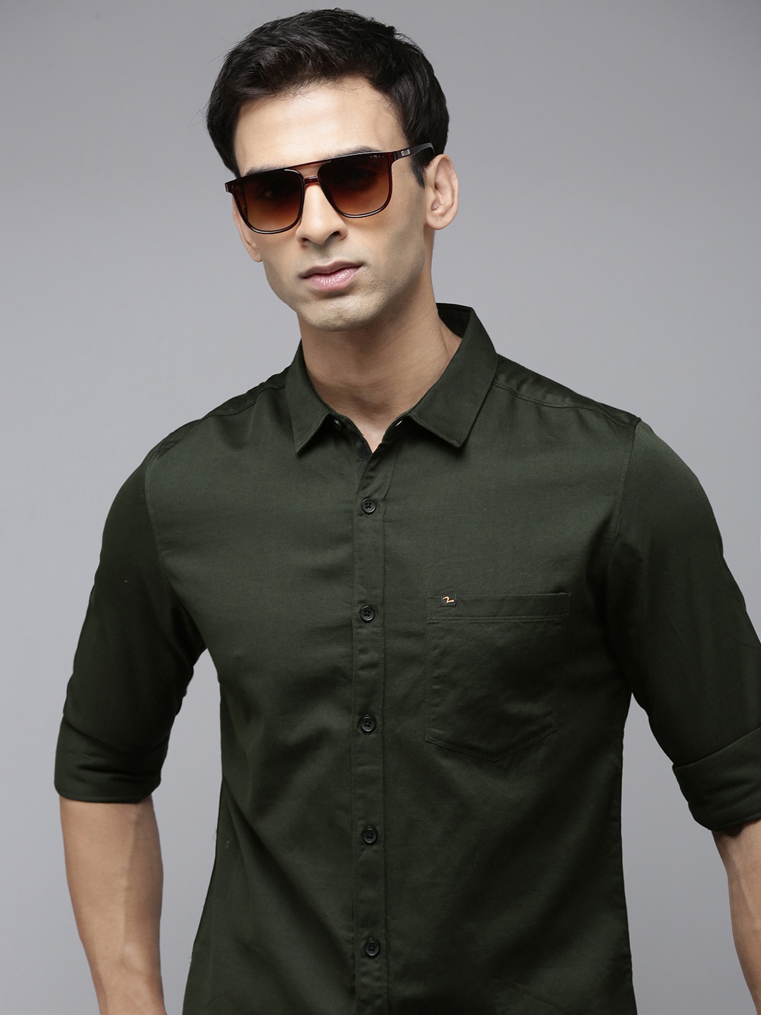 

SPYKAR Slim Fit Pure Cotton Casual Shirt, Olive