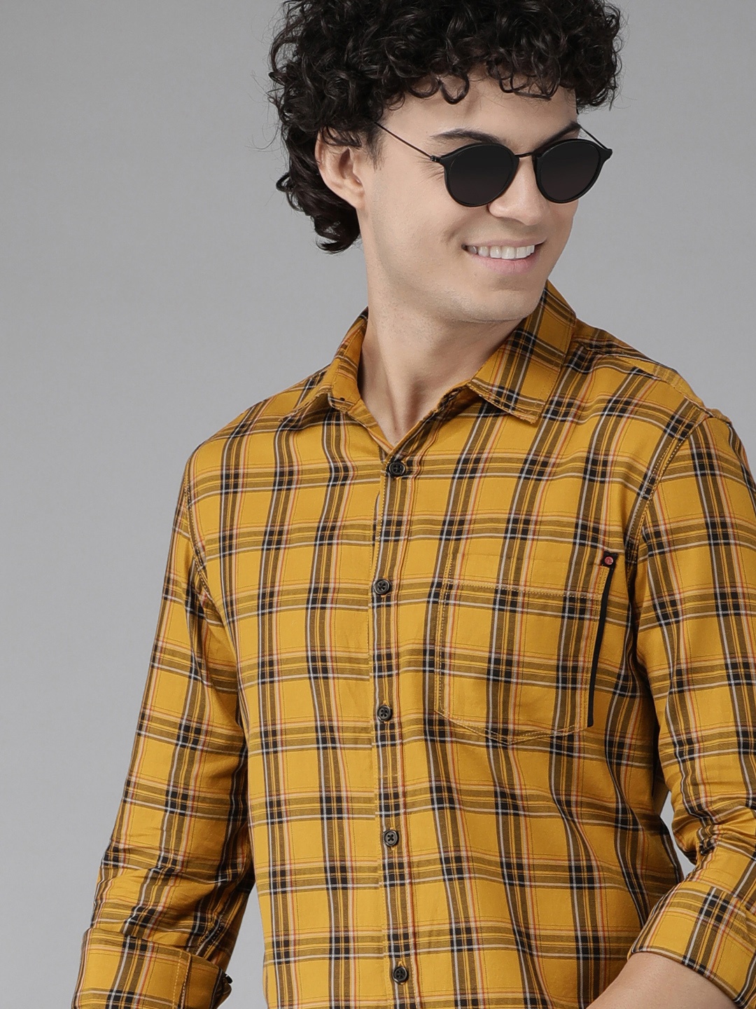 

SPYKAR Men Pure Cotton Tartan Checked Casual Shirt, Mustard