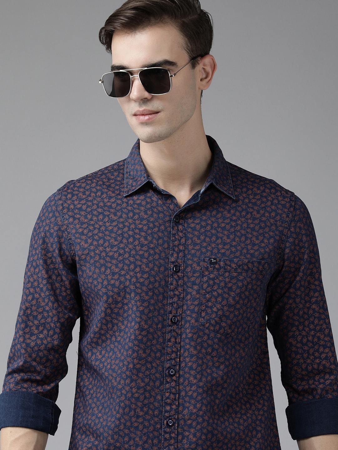 

SPYKAR Men Pure Cotton Slim Fit Floral Printed Casual Shirt, Blue