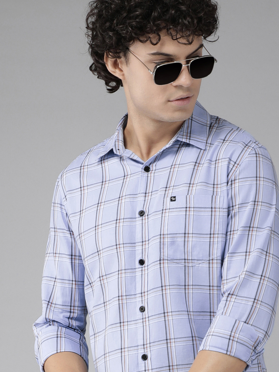 

SPYKAR Men Pure Cotton Long Sleeves Checked Casual Shirt, Blue