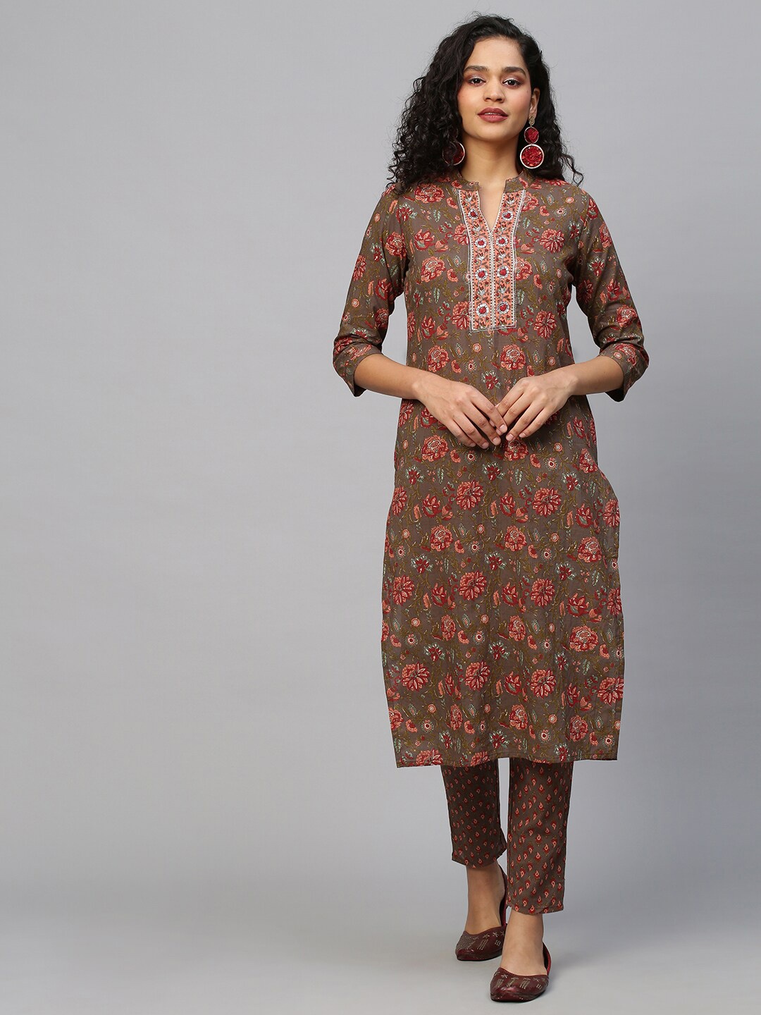 

INDYES Women Brown Ethnic Motifs Printed Pure Cotton Kurta with Trousers