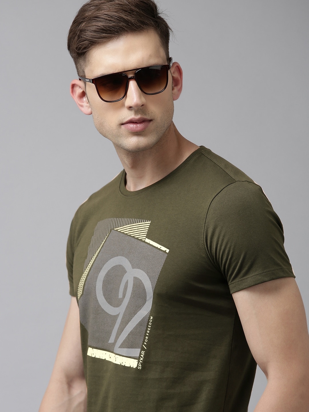 

SPYKAR Men Round Neck Varsity Printed Slim Fit T-shirt, Olive