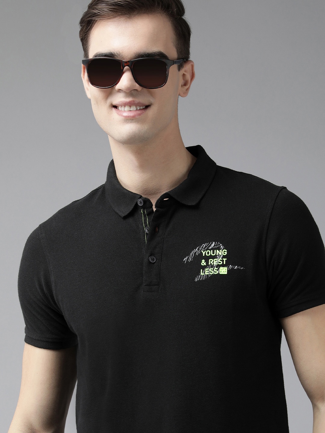 

SPYKAR Men Polo Collar Pure Cotton Slim Fit T-shirt, Black