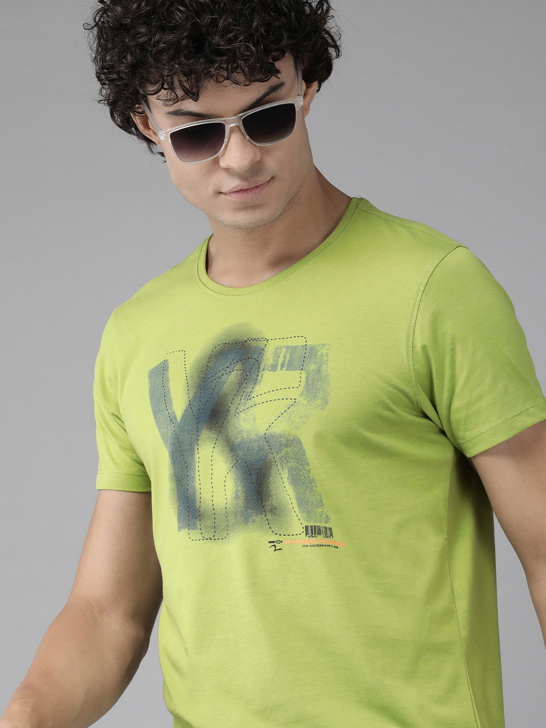 

SPYKAR Men Typography Printed Round Neck T-shirt, Green