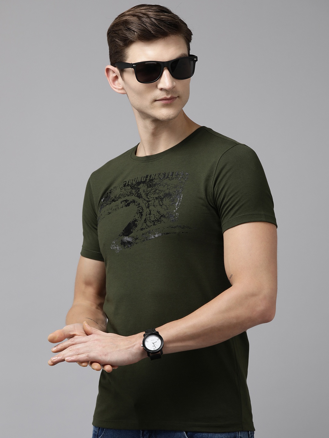 

SPYKAR Men Typography Print Knitted Slim Fit T-shirt, Olive