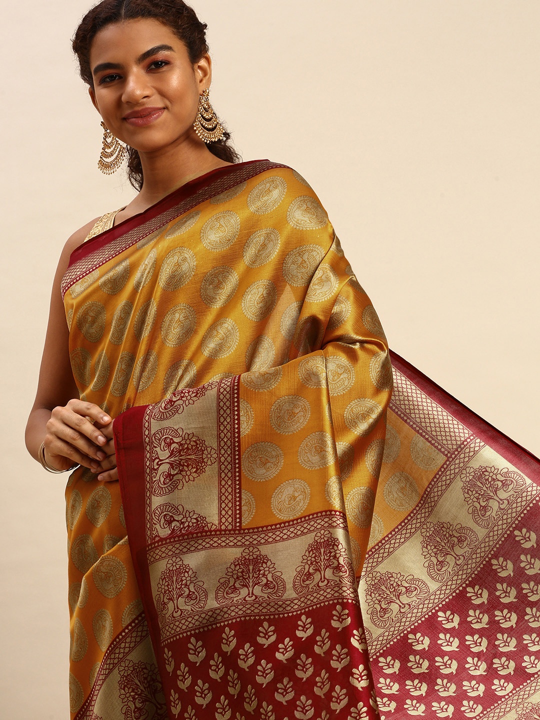 

SANGAM PRINTS Mustard & Maroon Ethnic Motifs Print Art Silk Saree