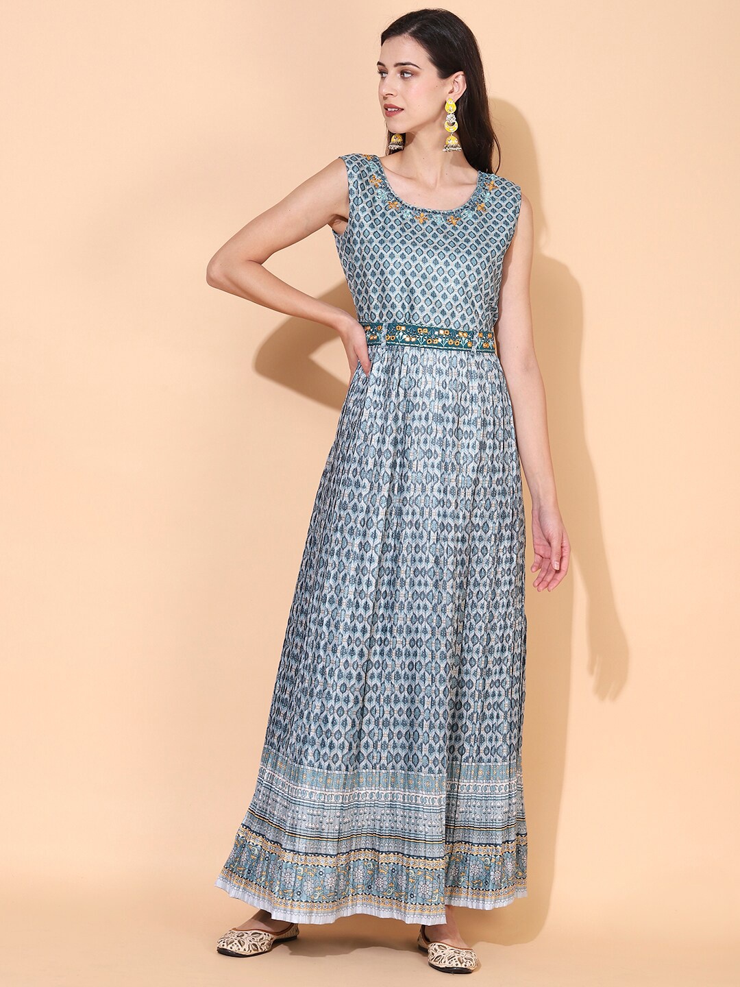 

FASHOR Green Ethnic Motifs Maxi Dress